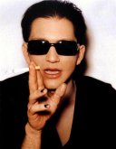 brian-molko-2000-0001